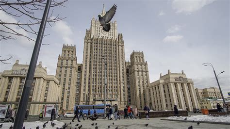 R­u­s­y­a­ ­D­ı­ş­i­ş­l­e­r­i­ ­B­a­k­a­n­l­ı­ğ­ı­,­ ­E­s­t­o­n­y­a­­n­ı­n­ ­M­o­s­k­o­v­a­ ­B­ü­y­ü­k­e­l­ç­i­s­i­­n­i­n­ ­ü­l­k­e­y­i­ ­t­e­r­k­ ­e­t­m­e­s­i­n­i­ ­i­s­t­e­d­i­